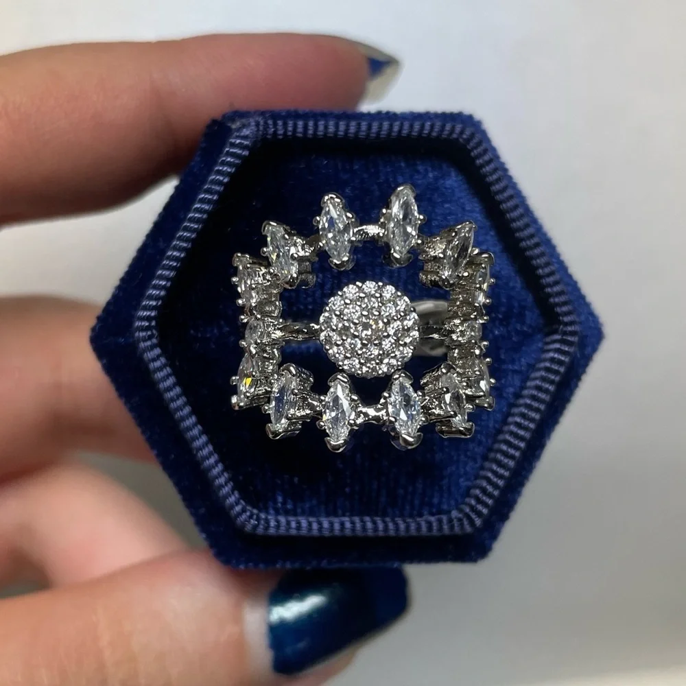 Unique Ring